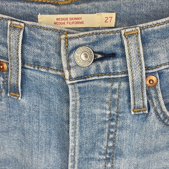 Levi’s Wedgie Skinny | 27 | - Picture 6 of 12